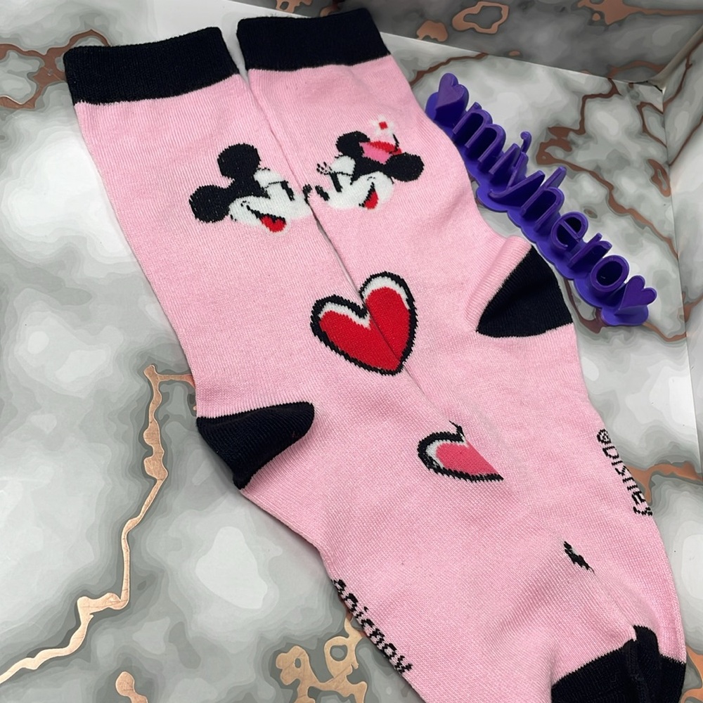 Pink Minnie Mouse Bucket Hat and Socks Set - Picture 5 of 5